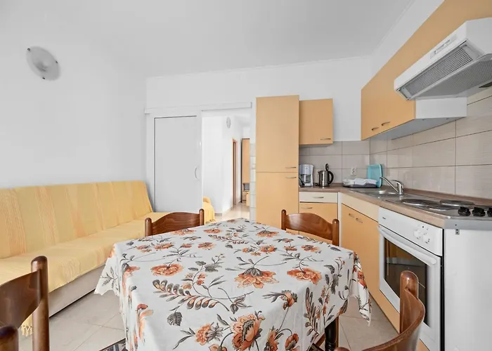 Seaside In Rab Apartment *