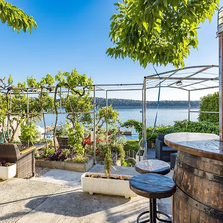 Appartement Seaside In Rab *