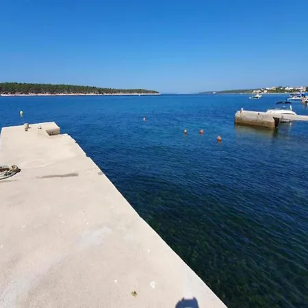 Appartement Seaside In Rab